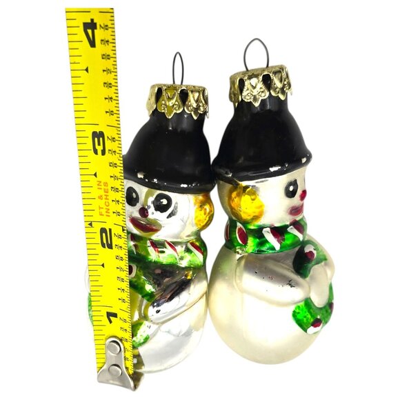 Vtg Glass Snowman Christmas Ornaments 3.5" Black Hat & Wreath Design Set Of 2 - Picture 6 of 7